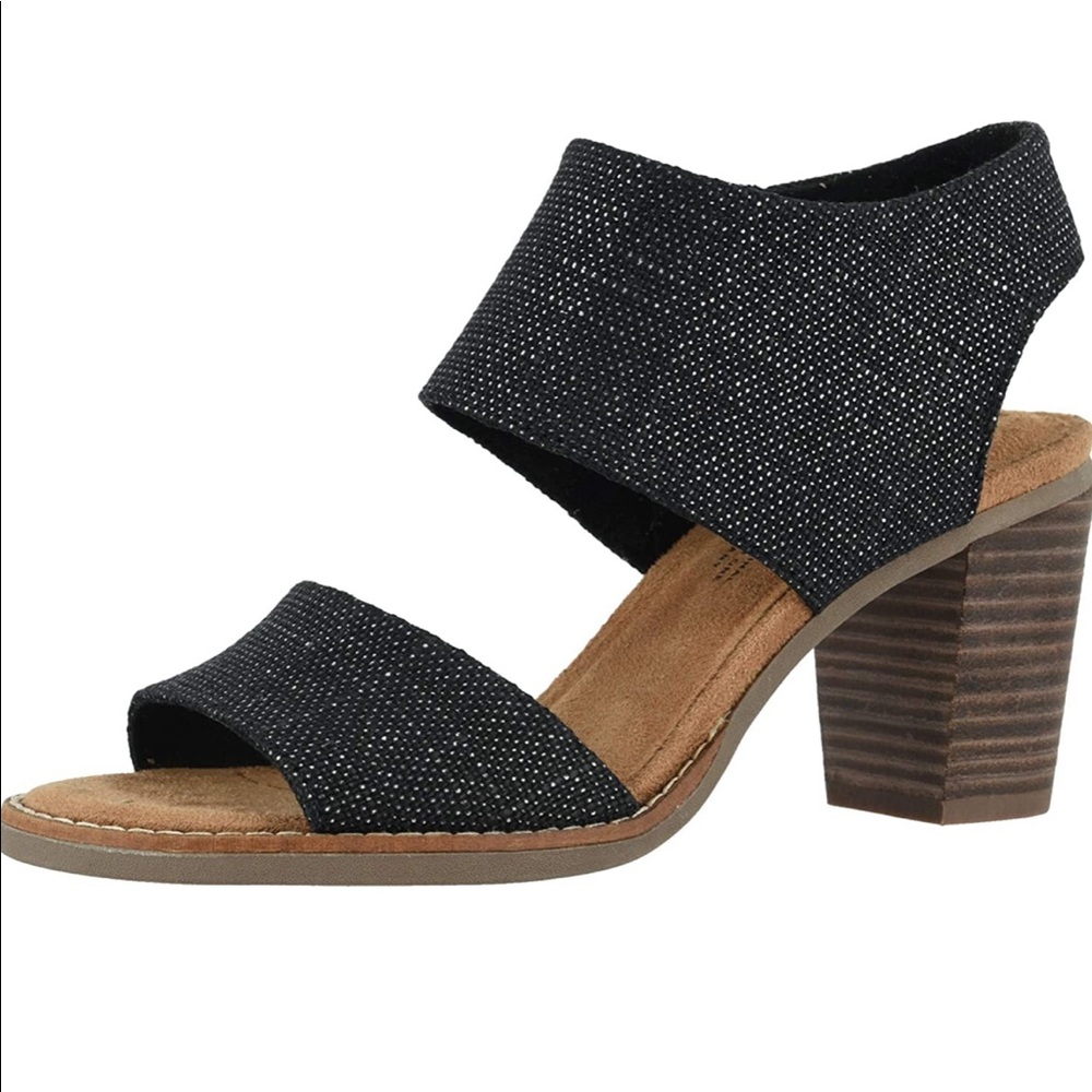NWT- Majorca Block Heel Sandal
TOMS-Black Denim